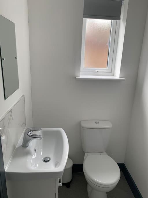 Newly Refurbished Studio, Great Location 8 Studios Nottingham Luaran gambar